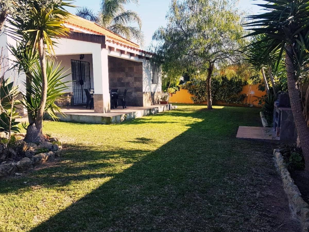 Chalet la Huerta 2 dispone chimenea y WiFi Conil De La Frontera Exterior foto