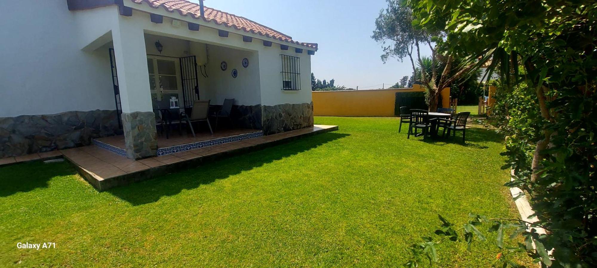 Chalet la Huerta 2 dispone chimenea y WiFi Conil De La Frontera Exterior foto